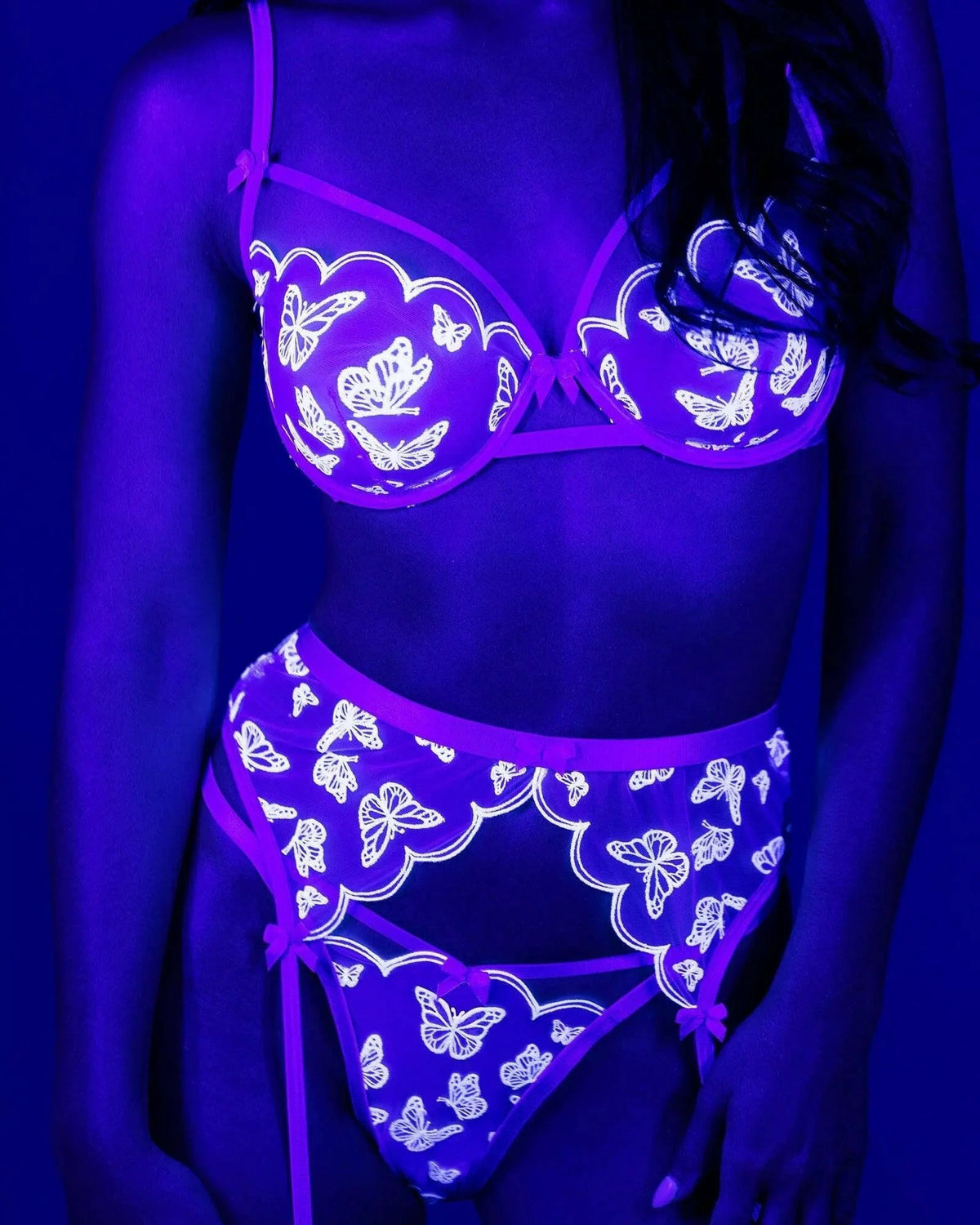 Butterfly Glow 3 Piece Set by Roma Confidential