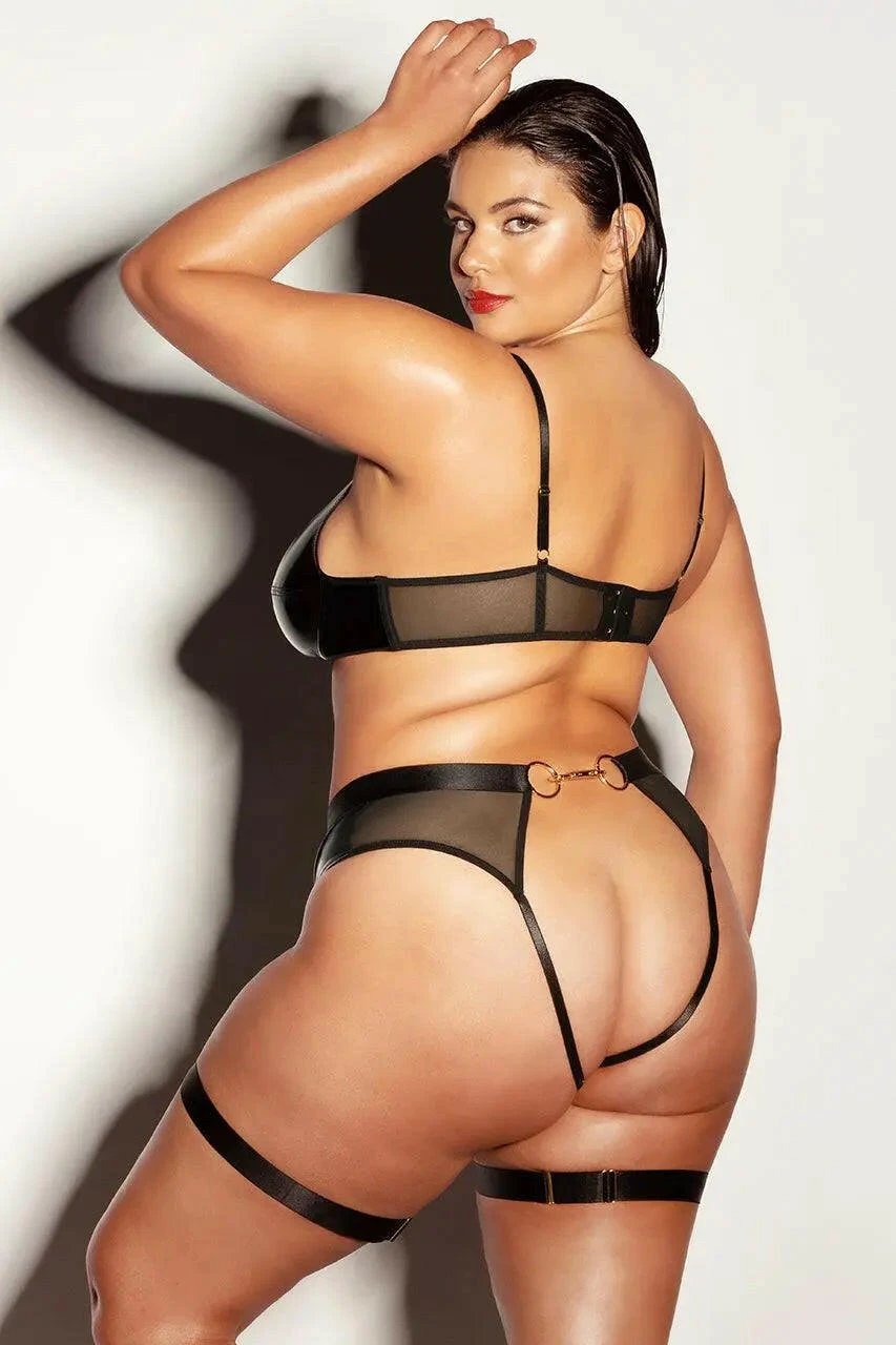 Fatale 2 Piece Set by Oh La La Cheri