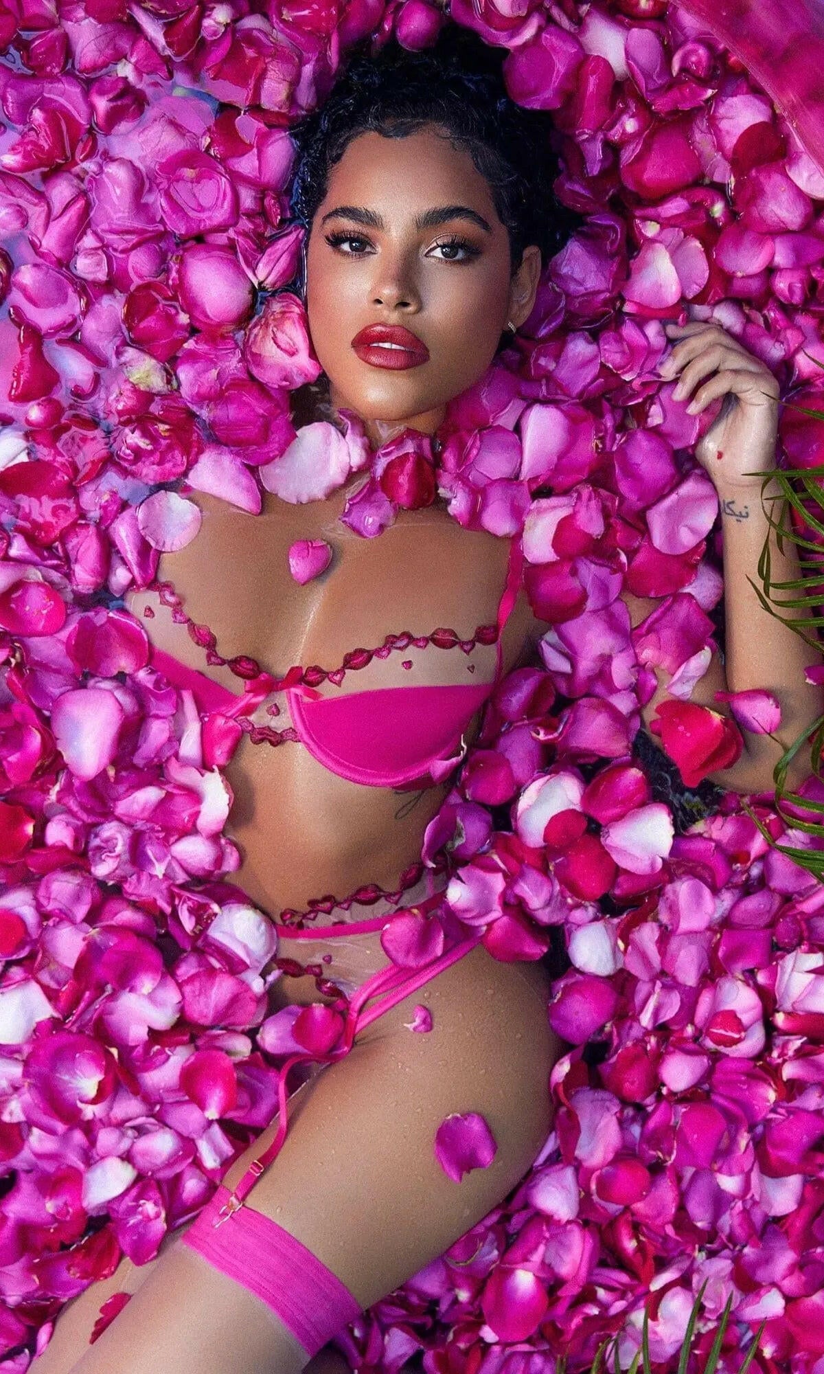 Kiss & Tell 3 Piece Set by Roma Confidential