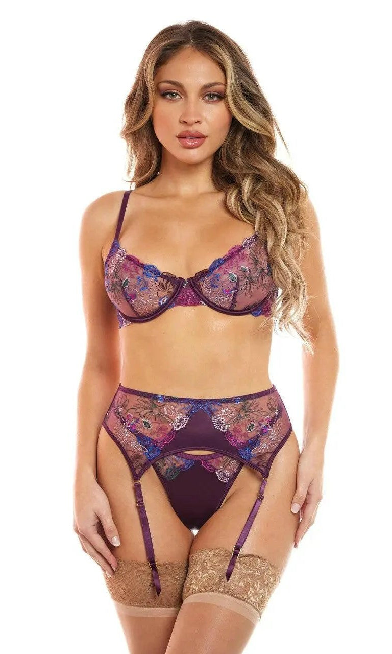 Londynn Floral Embroidered 3 Piece Set by Oh La La Cheri