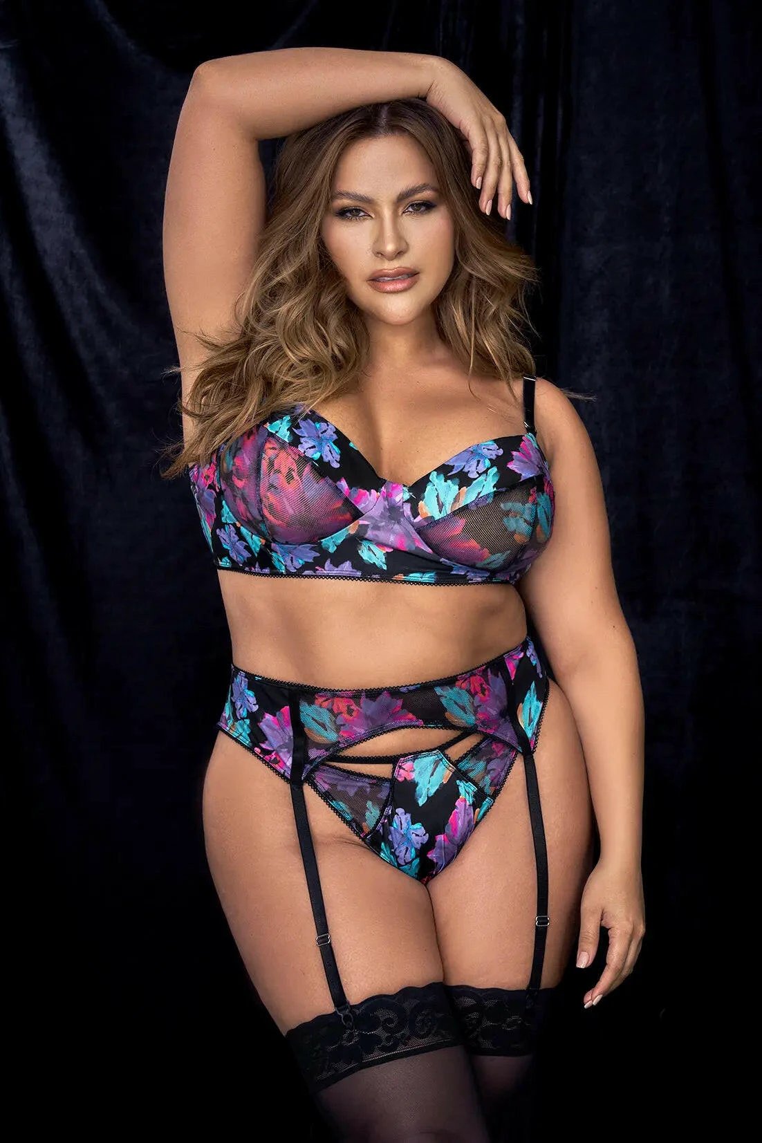 Nocturnal Flower 3 Piece Set by MapalƩ